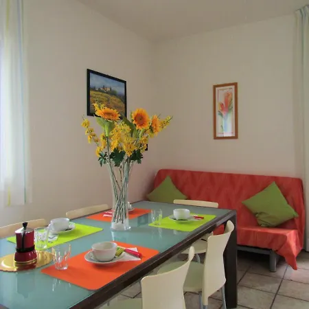 Comfy For 2 Families - Beahost *